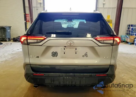 2021 Toyota Rav4 Xle Premium from USA, damaged, VIN 2T3C1RFV7MC132953